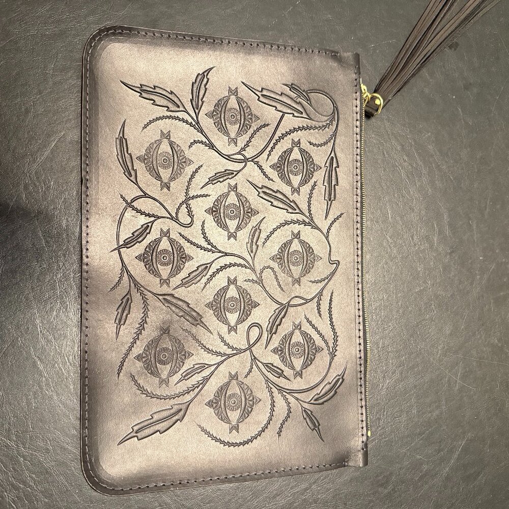 Animalhandmade Cluch